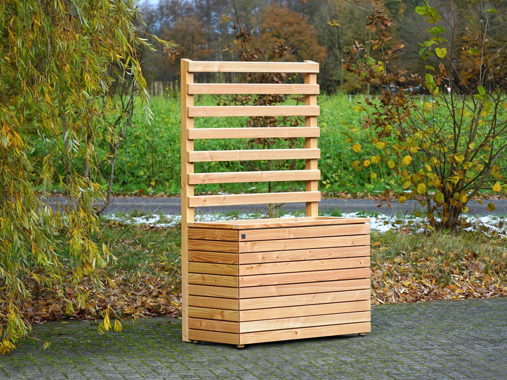 Pflanzkasten Rhombus A90 – Gesamtansicht von vorn links	