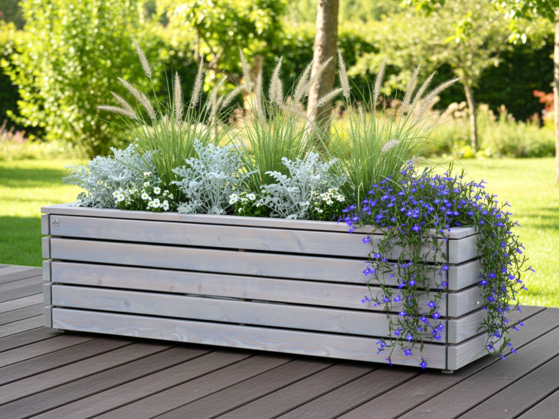 Pflanzkasten ClassicPlus nach Maß – individuelle Lösung in Grau Geölt