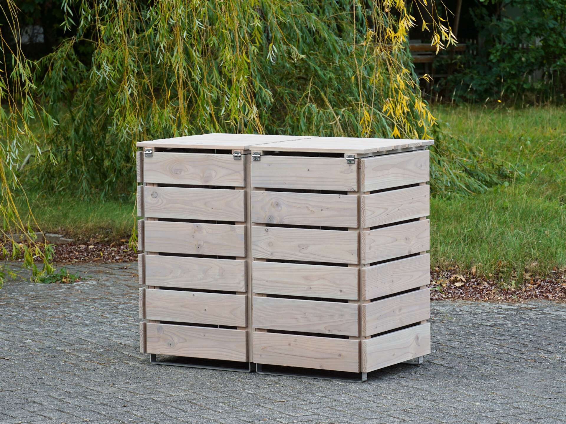 2er Mülltonnenbox in Grau Geölt, Rückansicht