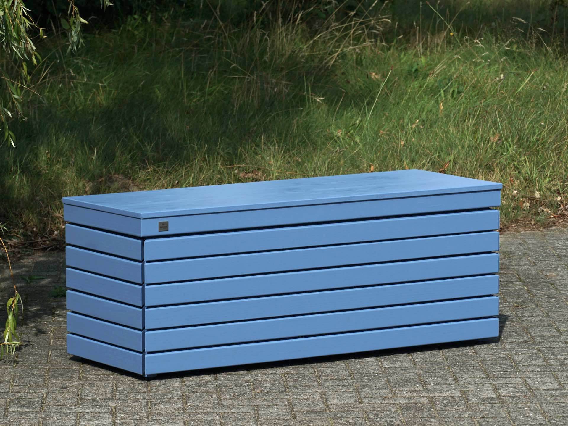 Gartenbox von vorn links – klare Linien und Farbwirkung	
