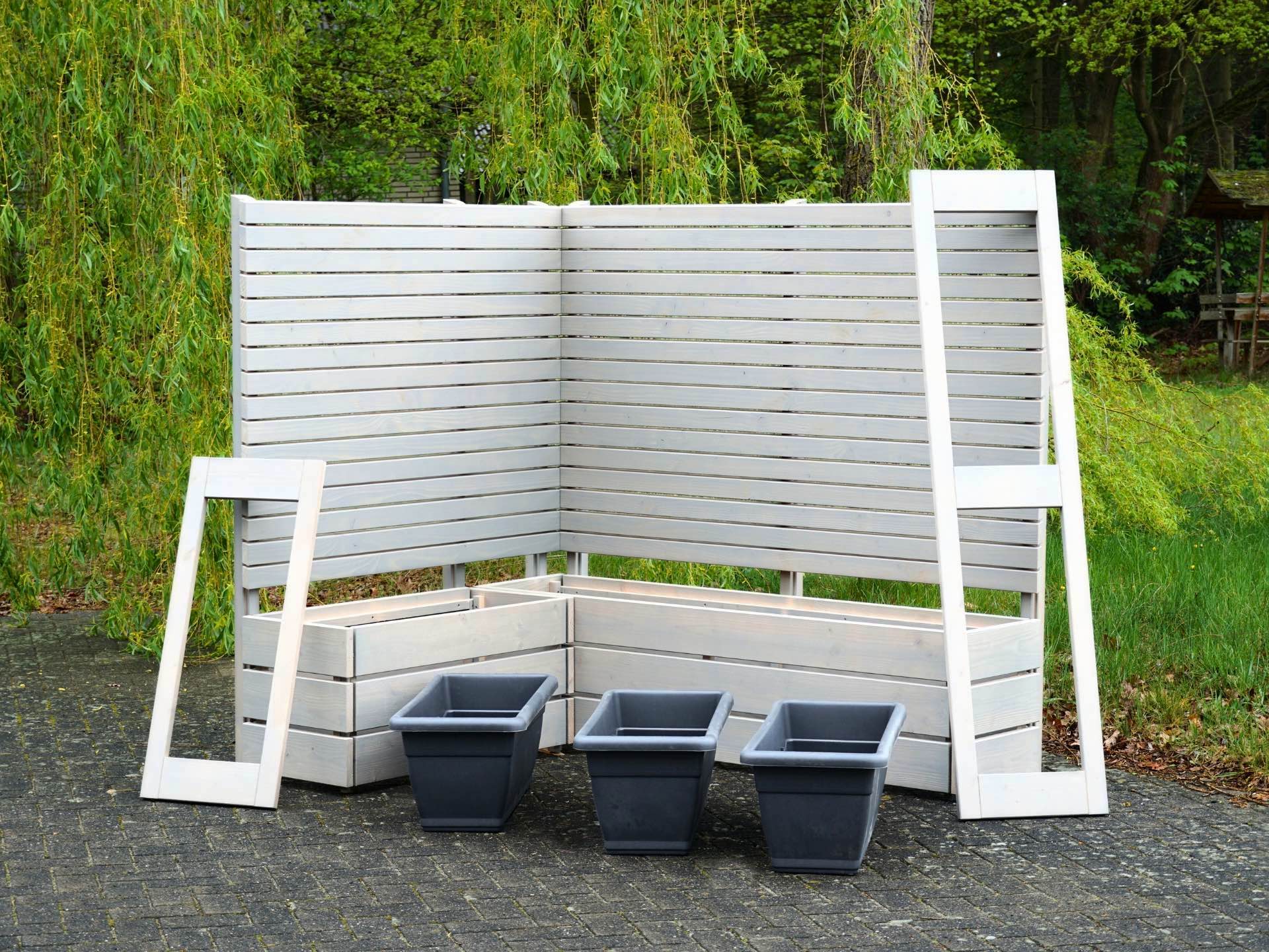 Sichtschutz-Ecke mit Pflanzkasten Classic in Grau Geölt – Komponenten wie Korpus, Einsätze, Rahmen und Sichtschutz-Element