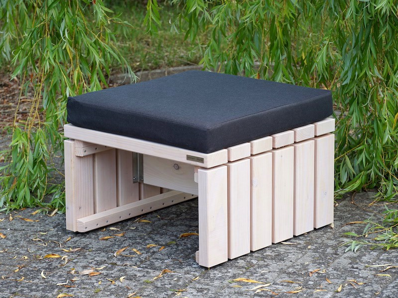 Lounge Hocker 60 in Weiß Geölt mit Sitzpolster in Anthrazit – Ansicht von rechts