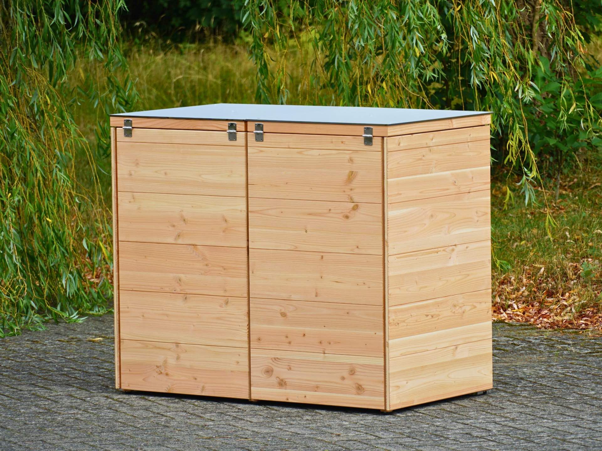 2er Mülltonnenbox Cubus 120 L in Natur mit HPL-Deckelverkleidung – Gesamtansicht von hinten
