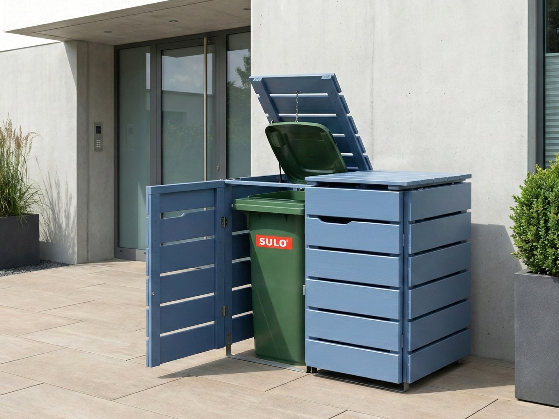 2er Mülltonnenbox 120 L in Taubenblau als farblicher Akzent für eine moderne Außengestaltung