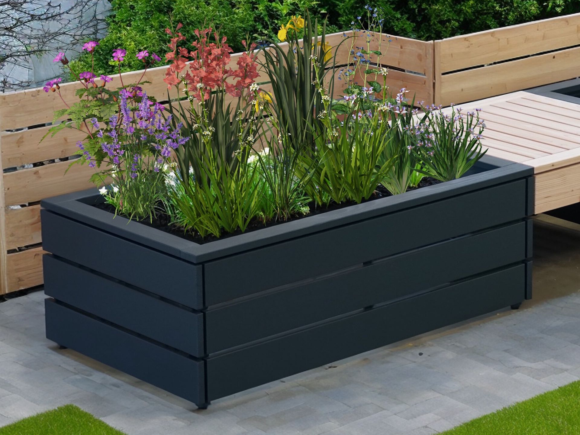Hochbeet Classic 150 x 85 x 51 cm, bepflanzt, von vorn links aufgenommen