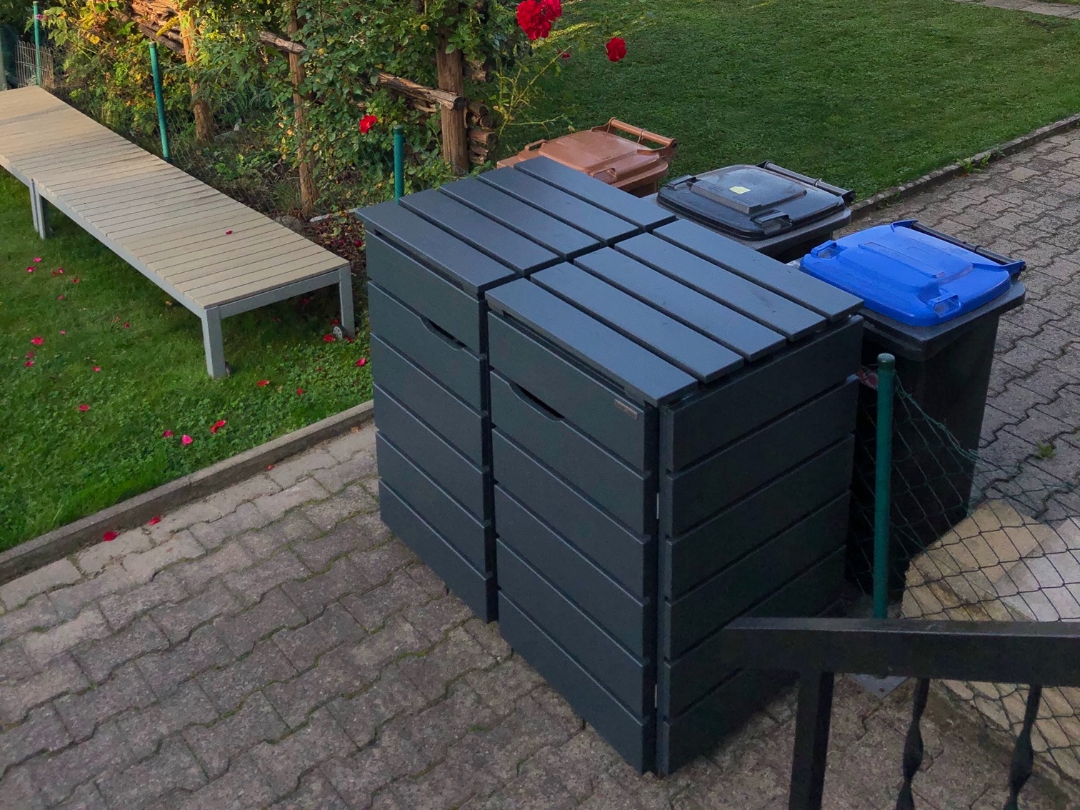 MÜLLTONNENBOX MÜLLTONNENBOX